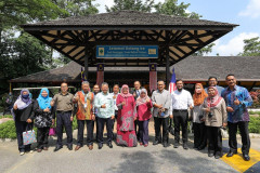 PROGRAM LAWATAN DAN LUNCH NETWORKING EXECUTIVE DIRECTOR UN HABITAT KE PUTRAJAYA